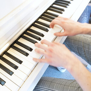 Klavier und Hände